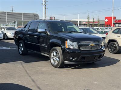 2013 Chevrolet Avalanche LTZ Black Diamond   - Photo 3 - Edmonton, AB T5S 1R1