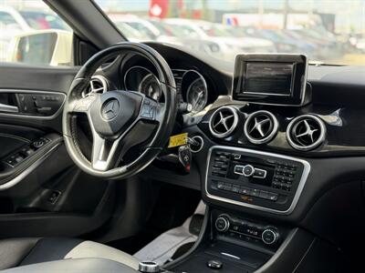 2014 Mercedes-Benz CLA CLA 250 4MATIC *ONE OWNER* - Photo 8 - Edmonton, AB T5S 1R1
