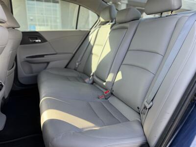 2017 Honda Accord Touring   - Photo 12 - Edmonton, AB T5S 1R1