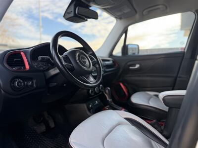 2017 Jeep Renegade Trailhawk   - Photo 9 - Edmonton, AB T5S 1R1