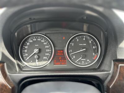 2011 BMW 328i xDrive   - Photo 18 - Edmonton, AB T5S 1R1