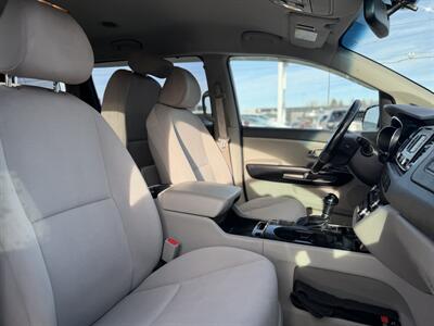 2015 Kia Sedona EX *ONE OWNER, NO ACCIDENTS*   - Photo 19 - Edmonton, AB T5S 1R1