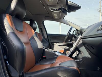 2017 Volvo V60 Cross Country T5 Premier - Photo 12 - Edmonton, AB T5S 1R1