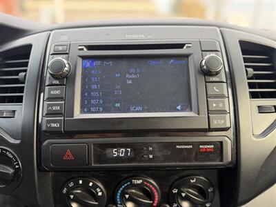 2013 Toyota Tacoma V6 *ONE OWNER*   - Photo 11 - Edmonton, AB T5S 1R1