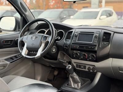 2013 Toyota Tacoma V6 *ONE OWNER*   - Photo 10 - Edmonton, AB T5S 1R1
