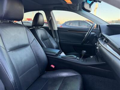 2013 Lexus ES 350   - Photo 15 - Edmonton, AB T5S 1R1