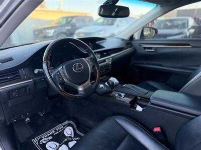 2013 Lexus ES 350   - Photo 9 - Edmonton, AB T5S 1R1