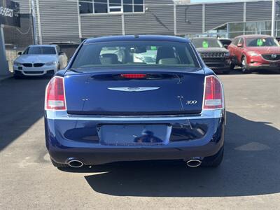2013 Chrysler 300 Series Touring   - Photo 7 - Edmonton, AB T5S 1R1