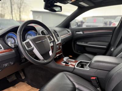 2013 Chrysler 300 Series Touring *NO ACCIDENTS* - Photo 9 - Edmonton, AB T5S 1R1