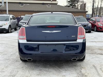 2013 Chrysler 300 Series Touring *NO ACCIDENTS* - Photo 5 - Edmonton, AB T5S 1R1