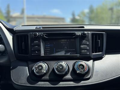 2017 Toyota RAV4 LE *ONE OWNER* - Photo 14 - Edmonton, AB T5S 1R1