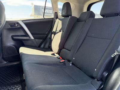 2017 Toyota RAV4 LE *ONE OWNER* - Photo 9 - Edmonton, AB T5S 1R1