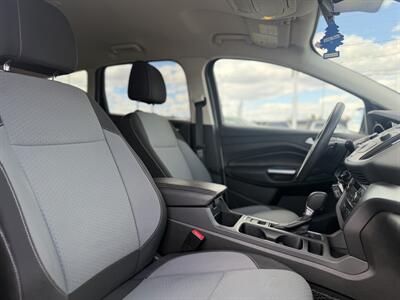 2017 Ford Escape SE *LOW KM, NO ACCIDENTS*   - Photo 11 - Edmonton, AB T5S 1R1