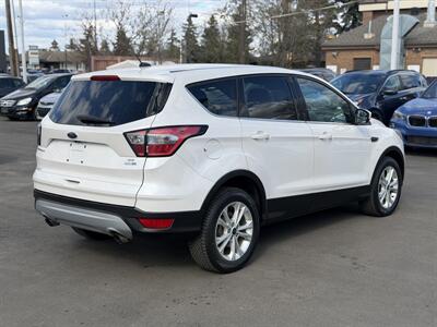 2017 Ford Escape SE *LOW KM, NO ACCIDENTS*   - Photo 5 - Edmonton, AB T5S 1R1