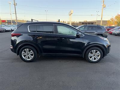 2019 Kia Sportage LX   - Photo 4 - Edmonton, AB T5S 1R1