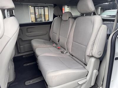 2020 Kia Sedona LX+   - Photo 11 - Edmonton, AB T5S 1R1