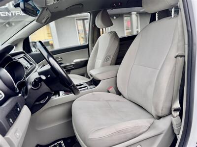 2020 Kia Sedona LX+   - Photo 10 - Edmonton, AB T5S 1R1
