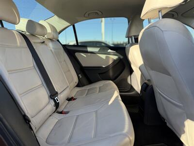 2016 Volkswagen Jetta 1.8T Highline - Photo 11 - Edmonton, AB T5S 1R1