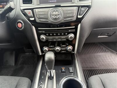2017 Nissan Pathfinder S *ONE OWNER* - Photo 15 - Edmonton, AB T5S 1R1
