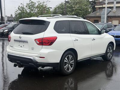 2017 Nissan Pathfinder S *ONE OWNER* - Photo 4 - Edmonton, AB T5S 1R1