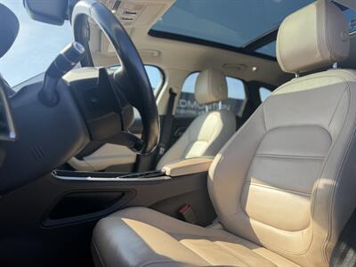 2017 Jaguar F-PACE 35t Prestige   - Photo 9 - Edmonton, AB T5S 1R1