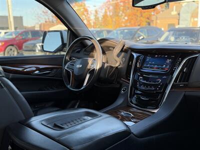 2015 Cadillac Escalade Premium *ONE OWNER, NO ACCIDENTS*   - Photo 11 - Edmonton, AB T5S 1R1