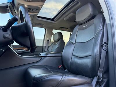 2015 Cadillac Escalade Premium *ONE OWNER, NO ACCIDENTS*   - Photo 10 - Edmonton, AB T5S 1R1