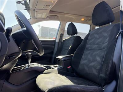 2015 Nissan Rogue SV *NO ACCIDENTS* - Photo 9 - Edmonton, AB T5S 1R1