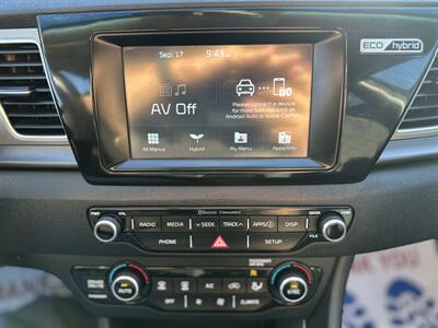2019 Kia Niro FE   - Photo 13 - Edmonton, AB T5S 1R1