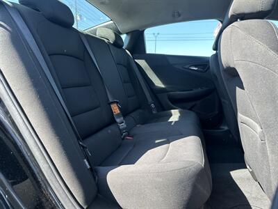 2021 Chevrolet Malibu RS   - Photo 5 - Edmonton, AB T5S 1R1