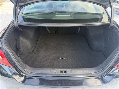 2016 Nissan Altima 2.5 SV - Photo 15 - Edmonton, AB T5S 1R1