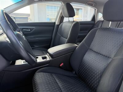 2016 Nissan Altima 2.5 SV - Photo 14 - Edmonton, AB T5S 1R1