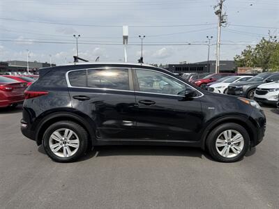 2019 Kia Sportage LX   - Photo 4 - Edmonton, AB T5S 1R1