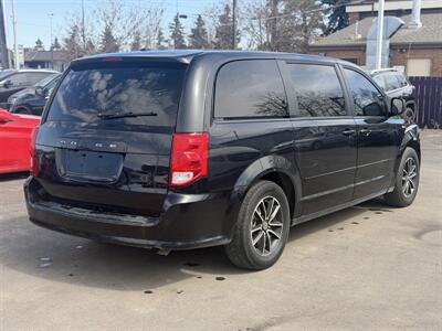 2017 Dodge Grand Caravan SE *NO ACCIDENTS, LOW KMS*   - Photo 4 - Edmonton, AB T5S 1R1