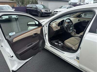 2011 Chevrolet Malibu LT   - Photo 10 - Edmonton, AB T5S 1R1