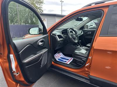 2015 Jeep Cherokee Trailhawk   - Photo 7 - Edmonton, AB T5S 1R1