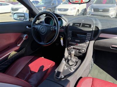 2006 Mercedes-Benz SLK SLK 350 *MANUAL* - Photo 11 - Edmonton, AB T5S 1R1