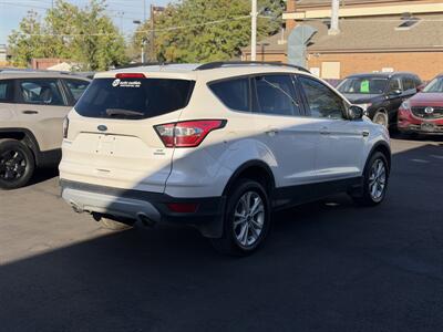 2017 Ford Escape SE   - Photo 5 - Edmonton, AB T5S 1R1