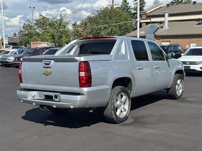 2012 Chevrolet Avalanche LT   - Photo 5 - Edmonton, AB T5L 1A4
