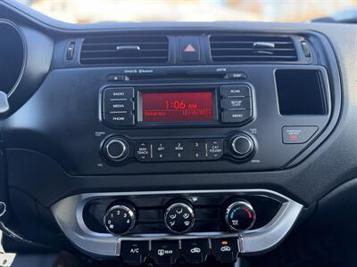 2013 Kia Rio LX   - Photo 18 - Edmonton, AB T5S 1R1