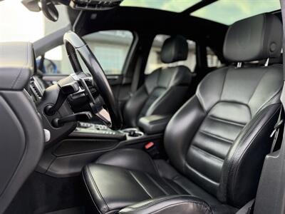2016 Porsche Macan Turbo   - Photo 10 - Edmonton, AB T5S 1R1