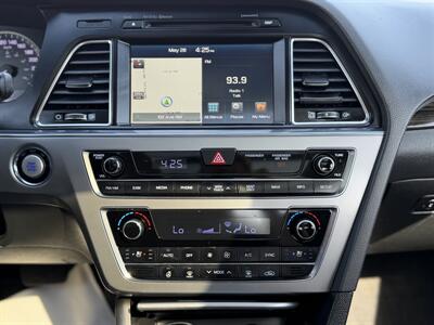 2016 Hyundai SONATA Limited - Photo 14 - Edmonton, AB T5S 1R1