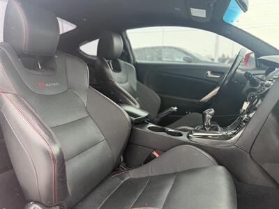 2016 Hyundai Genesis Coupe 3.8 R-Spec   - Photo 15 - Edmonton, AB T5S 1R1
