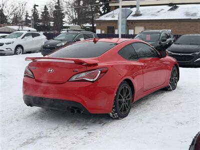 2016 Hyundai Genesis Coupe 3.8 R-Spec   - Photo 5 - Edmonton, AB T5S 1R1