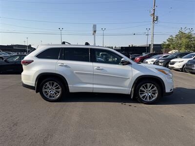 2014 Toyota Highlander XLE *ONE OWNER, NO ACCIDENTS*   - Photo 4 - Edmonton, AB T5S 1R1