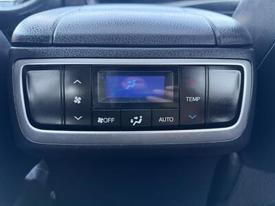 2014 Toyota Highlander XLE *ONE OWNER, NO ACCIDENTS*   - Photo 16 - Edmonton, AB T5S 1R1