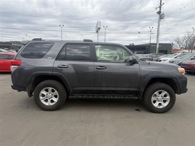 2013 Toyota 4Runner SR5 *NO ACCIDENTS* - Photo 4 - Edmonton, AB T5S 1R1