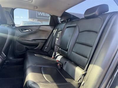 2017 Chevrolet Malibu LT   - Photo 12 - Edmonton, AB T5S 1R1