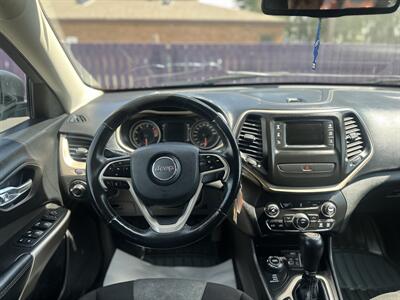 2018 Jeep Cherokee Sport   - Photo 14 - Edmonton, AB T5S 1R1