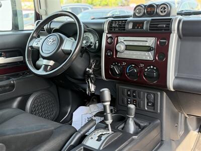 2007 Toyota FJ Cruiser - Photo 18 - Edmonton, AB T5S 1R1